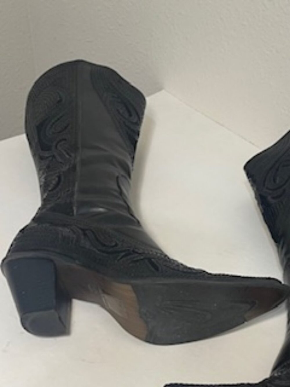 Helen's Heart Black Bling Boots Size 8 - Picture 6 of 7